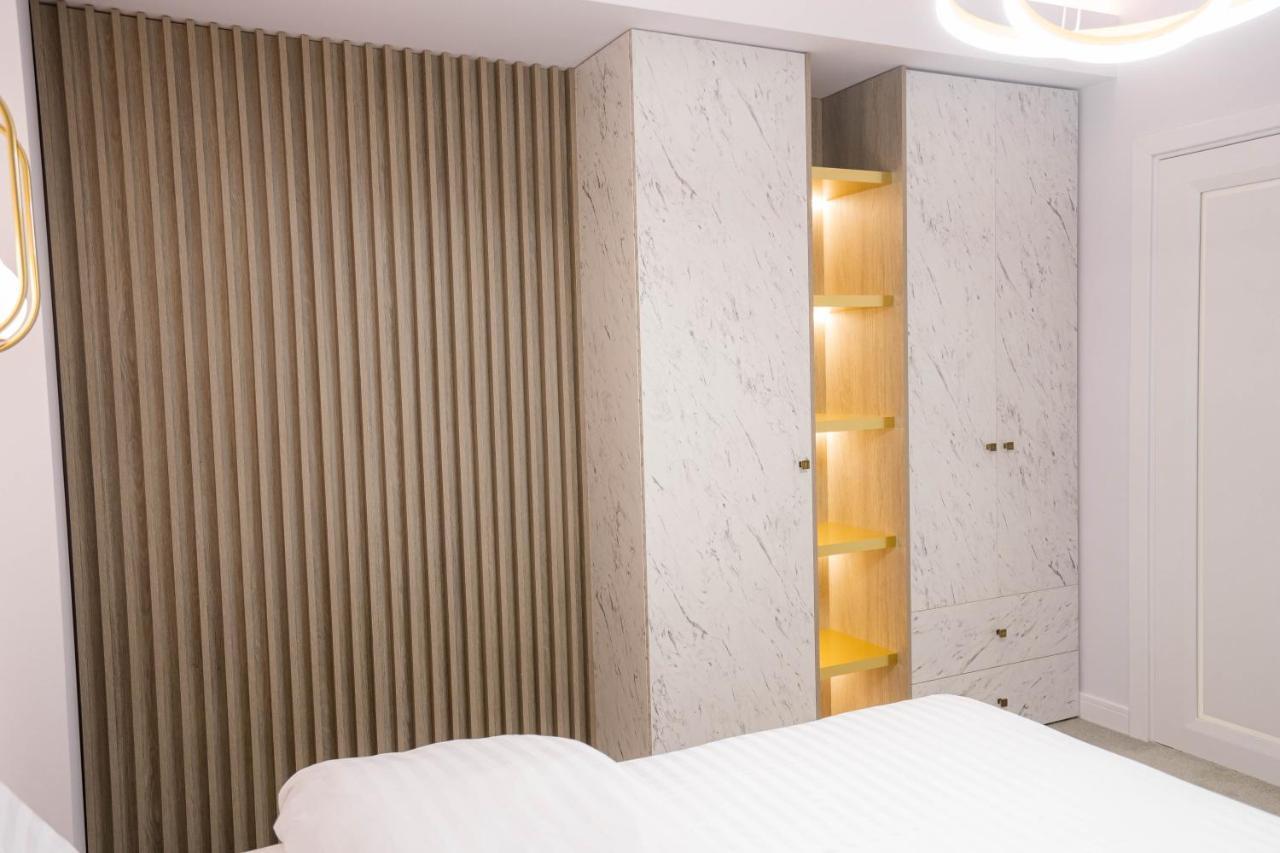 Deluxe Aparthotel Marwell Residence Sučava Exteriér fotografie